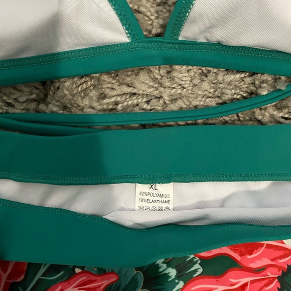 Green & Floral Bikini - Picture 3 of 3